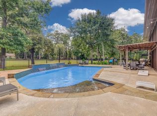 22 Winged Foot Dr, Conroe, TX 77304