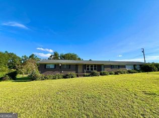 82 Cook Rd, Hazlehurst, GA 31539