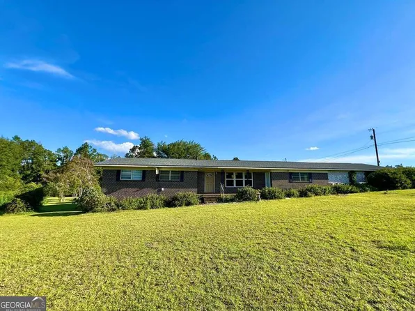 82 Cook Rd, Hazlehurst, GA 31539