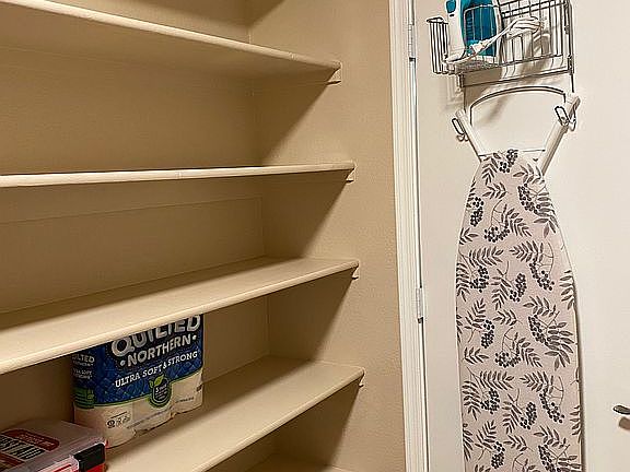 Casita Walk-in Closet