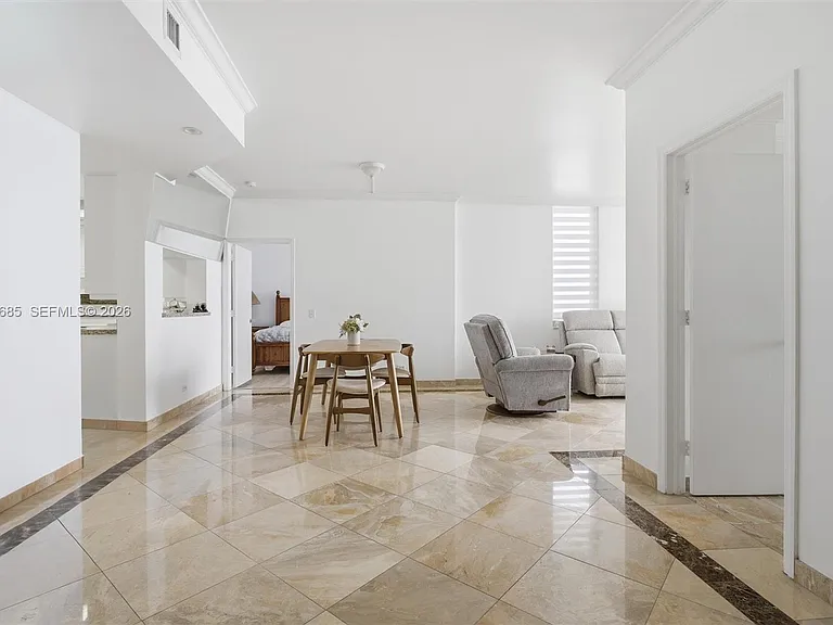 888 Brickell Key Dr #2010 — Photo 5