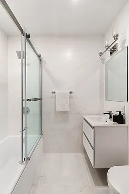 Sold by Nest Seekers International | media 10