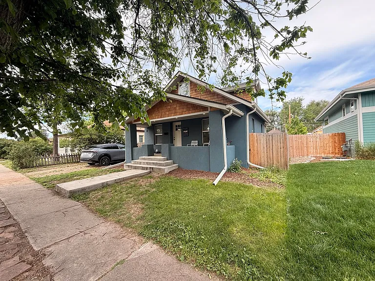 2421 Chase St — Photo 36