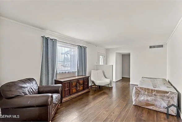 3 bed, 1620 sqft, $1,800 — Photo 4