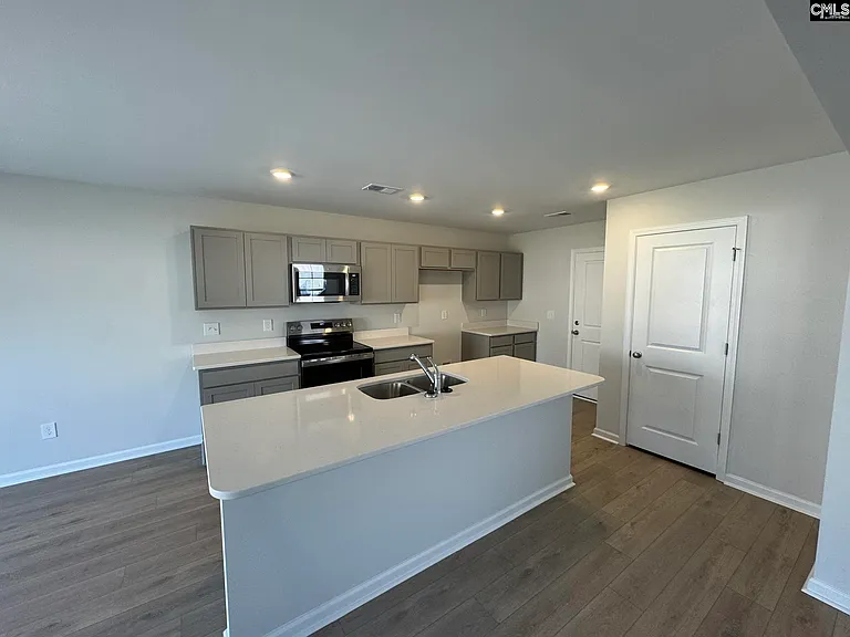 5025 Erwin Ct — Photo 3