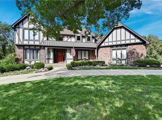 12105 Alhambra St, Leawood, KS 66209
