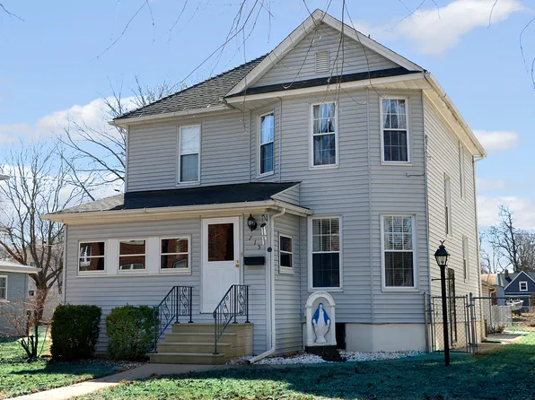 715 Webster St, Ottawa, IL 61350