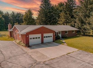 4949 N Hemlock Rd, Hemlock, MI 48626