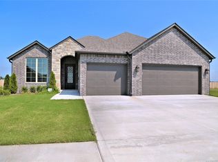 12431 S 75th Ave E, Bixby, OK 74008