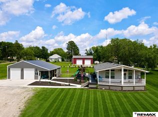 310 John St, Odell, NE 68415