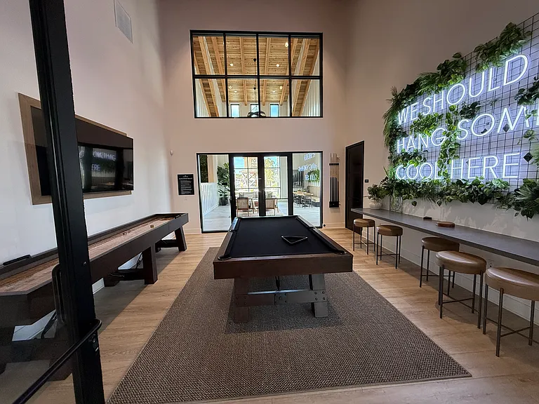 1016 Palmaria Ct — Photo 27