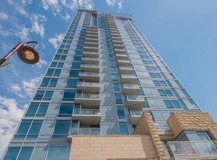 215 13th Ave SW #1405, Calgary, AB T2R 0V6