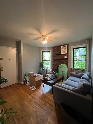 Rented by Oxford Property Group | media 35