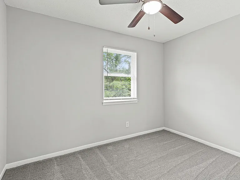 Redwood Village Townhomes — Photo 44