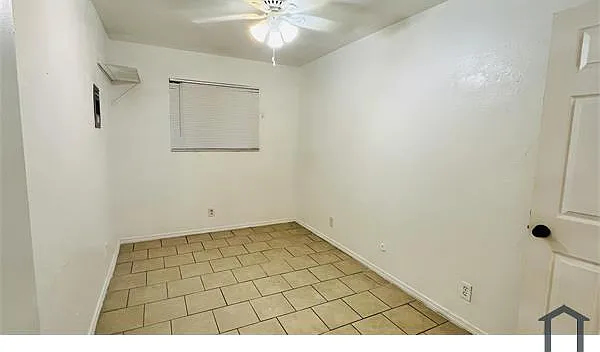 8200 Copper Ave NE #C — Photo 15
