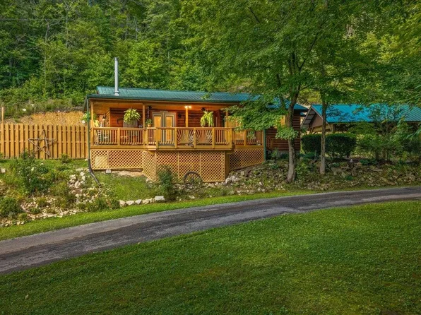 229 Smokey Run Rd, Tellico Plains, TN 37385