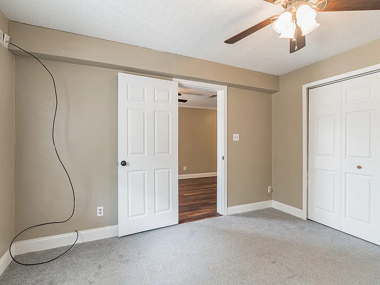 Destin Apartments — Photo 14