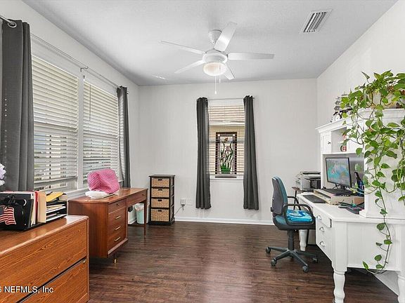 4th image of 171 EVENSHADE Way