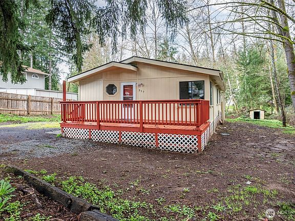 3rd image of 317 Rollingwood Drive