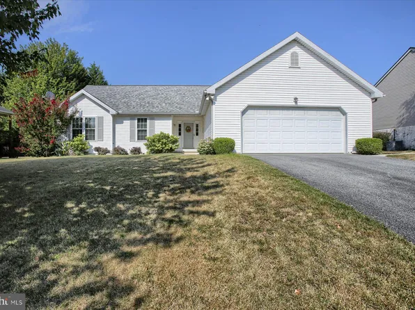 584 Mallard Dr, Manheim, PA 17545