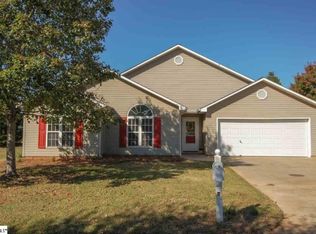 4 Acklen Dr, Simpsonville, SC 29681
