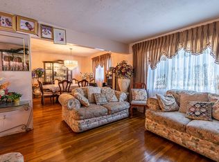 4 Brewer Rd, Monsey, NY 10952