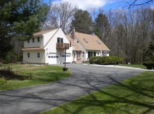 47 Coleman Rd, Southampton, MA 01073