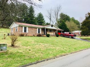 165 Jay Dr, Tazewell, TN 37879