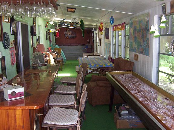 10x56 florida room with bar 