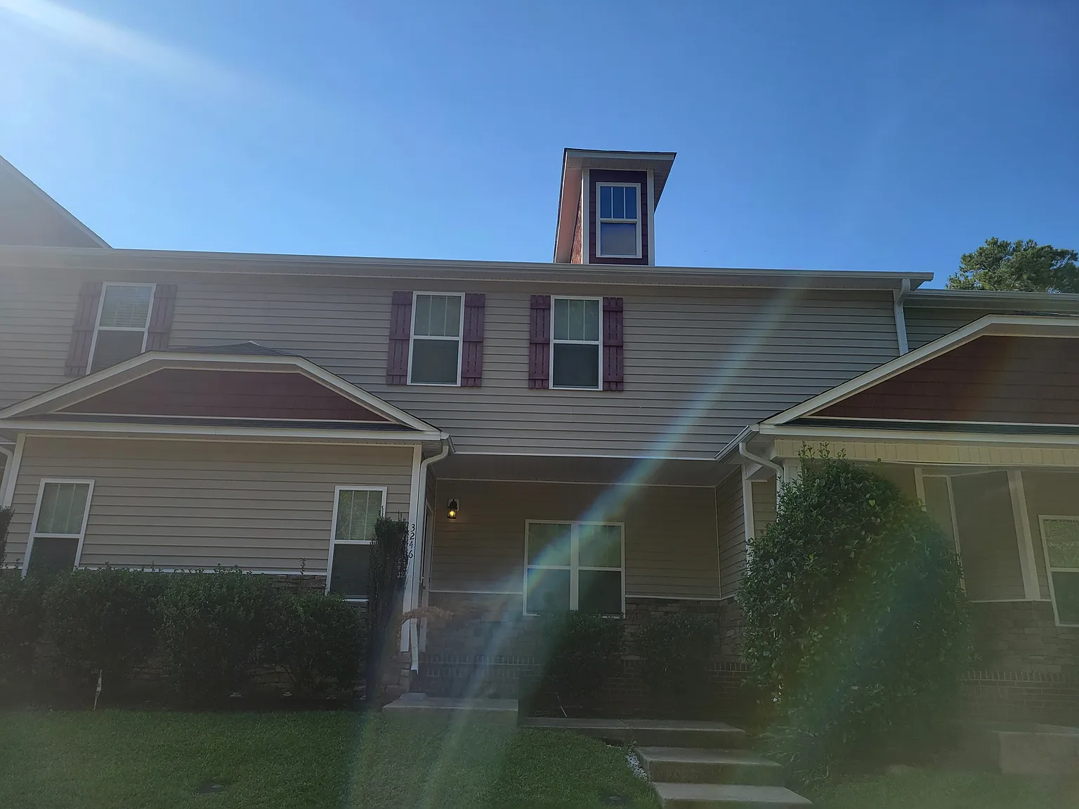 3 bed, 2.5 bath, 1587 sqft, $1,795 — Photo 2