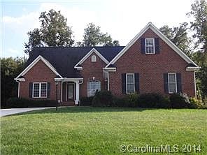 2nd image of 153 Winding Brook Way