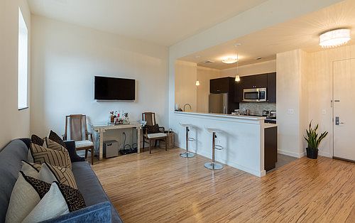 3rd image of 232 Pavonia Ave Penthouse 708