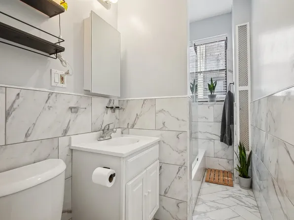 527-529 34th Street image 12 of 15