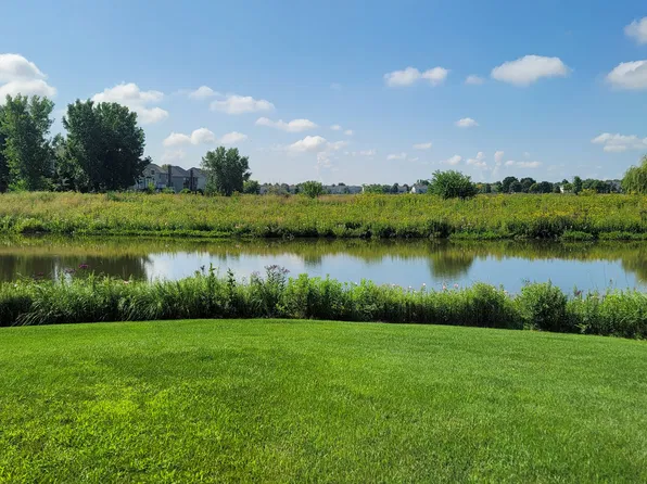4104 Champion Rd, Naperville, IL 60564