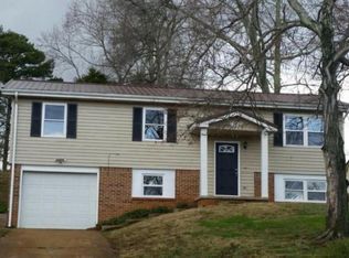 8975 Hensley Rd, Hixson, TN 37343