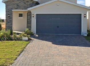 2023 Sunshine Peak Dr, Minneola, FL 34715