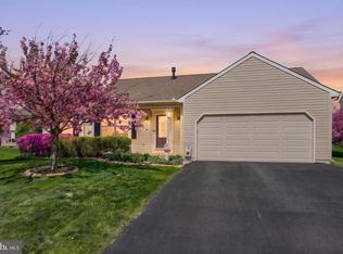 440 Sterling Dr, Red Lion, PA 17356