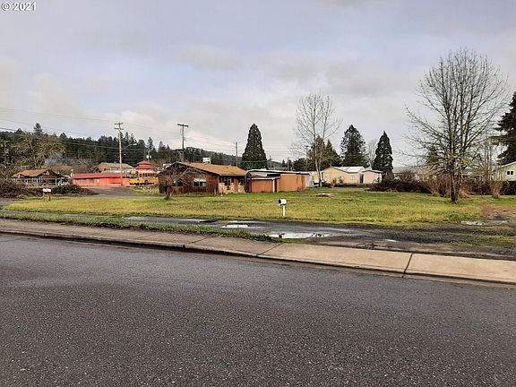 2nd image of 948 W Central Ave