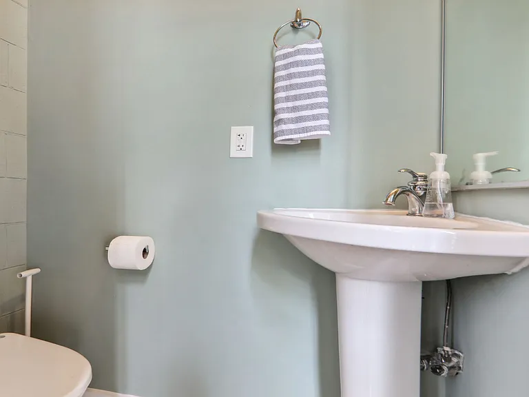542 Ralph McGill Blvd NE #2 — Photo 3