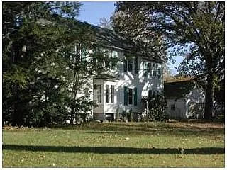 516 S Clayton St photo 1