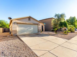 1891 E Cowboy Cove Trl, San Tan Valley, AZ 85143