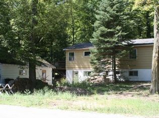 5870 Cottage Dr, Bellaire, MI 49615
