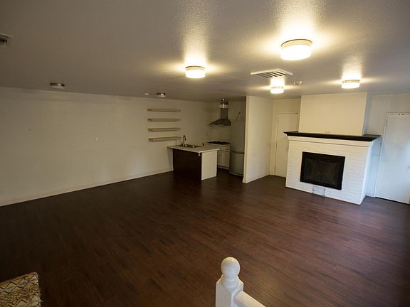 4th image of 2524 Oregon Ave