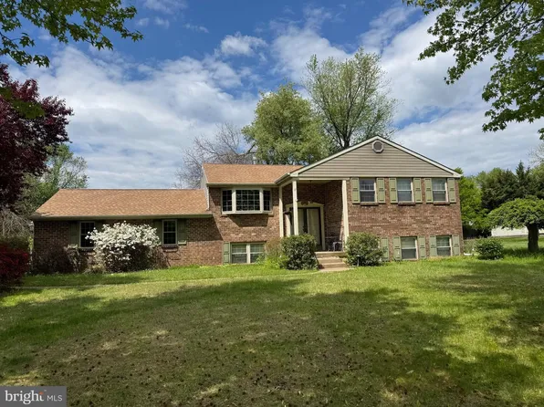 17 E Pickering Bnd, Richboro, PA 18954