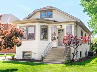 212 N Oak St, Elmhurst, IL 60126