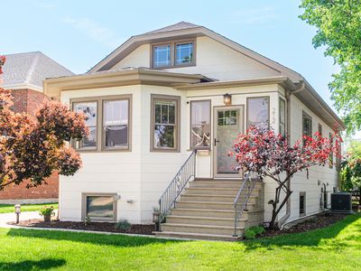 212 N Oak St, Elmhurst, IL, 60126