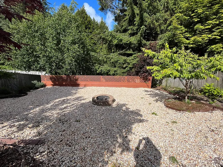 4575 Kincaid Ct — Photo 37