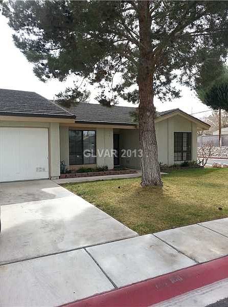1st image of 5717 Whiteridge Ave
