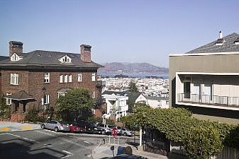 View :: 2295 Vallejo St., #202