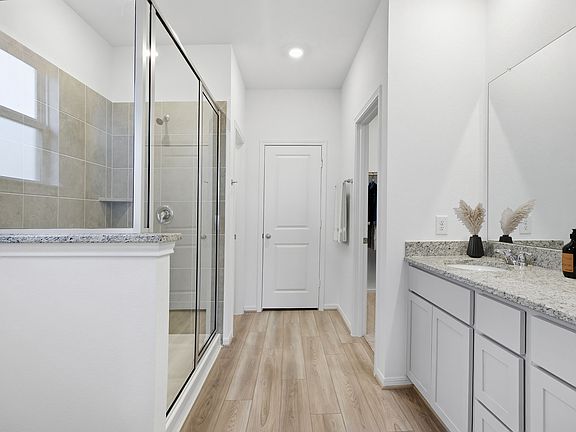 4th image of 8082 Magnolia Prairie Ln